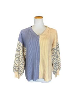 Stylish V-Neck Colorblock Sweater with Leopard Print Sleeves